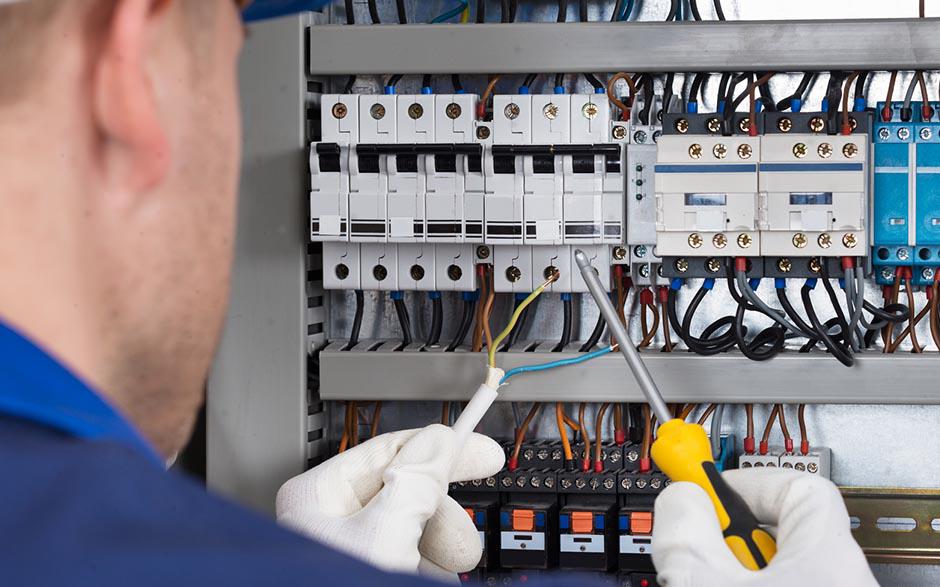 dépannage électricien Cergy